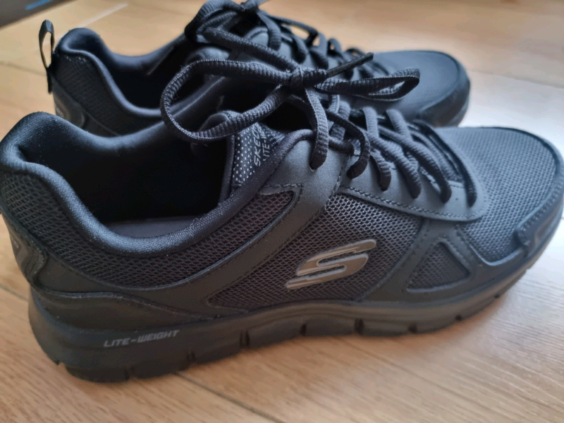 skechers trainers size 7